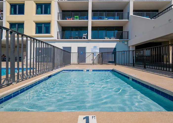 Island Winds West 672 Apartment