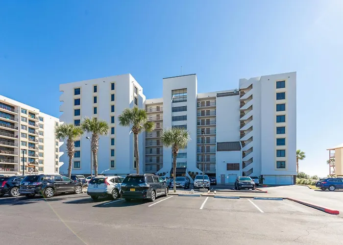 Apartment Island Winds West 672 *